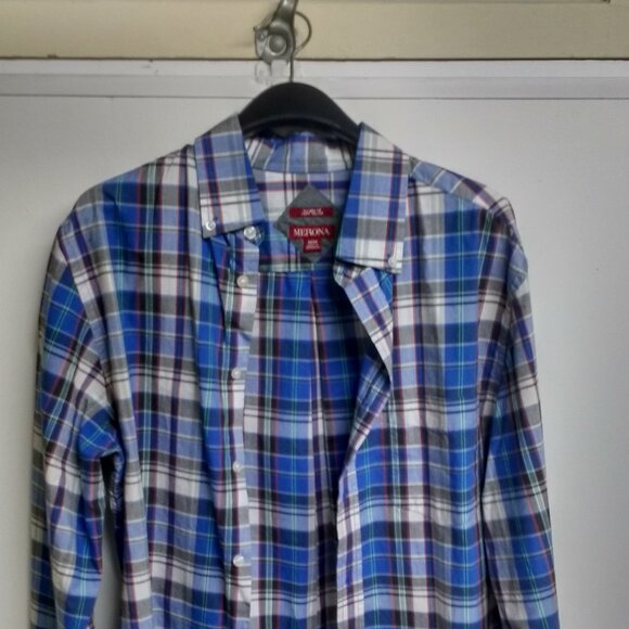 Men's Merona Medium Long-Sleeved Button-Down Shirt (21.5" ptp) - Picture 2 of 6